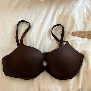 Skims Fits every body t-shirt push up bra cocoa 36c